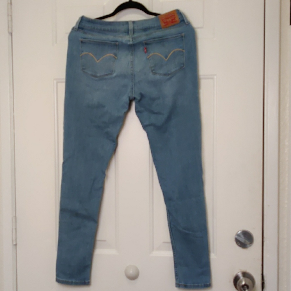 Levi skinny jeans - Picture 3 of 4